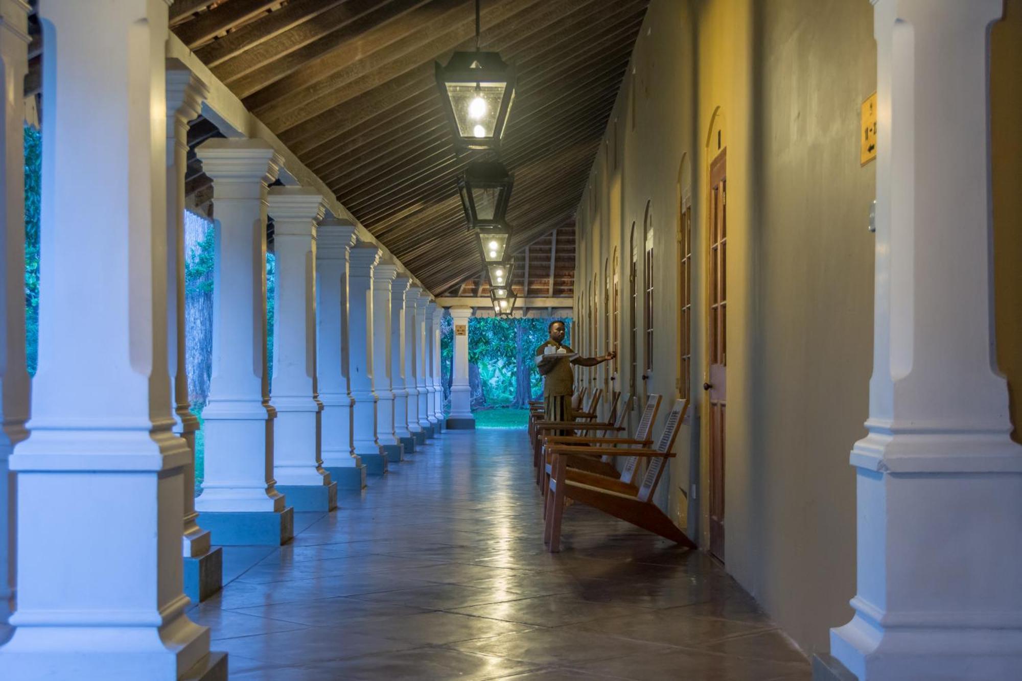 Hotel The Sanctuary At Tissawewa à Anurâdhapura Extérieur photo